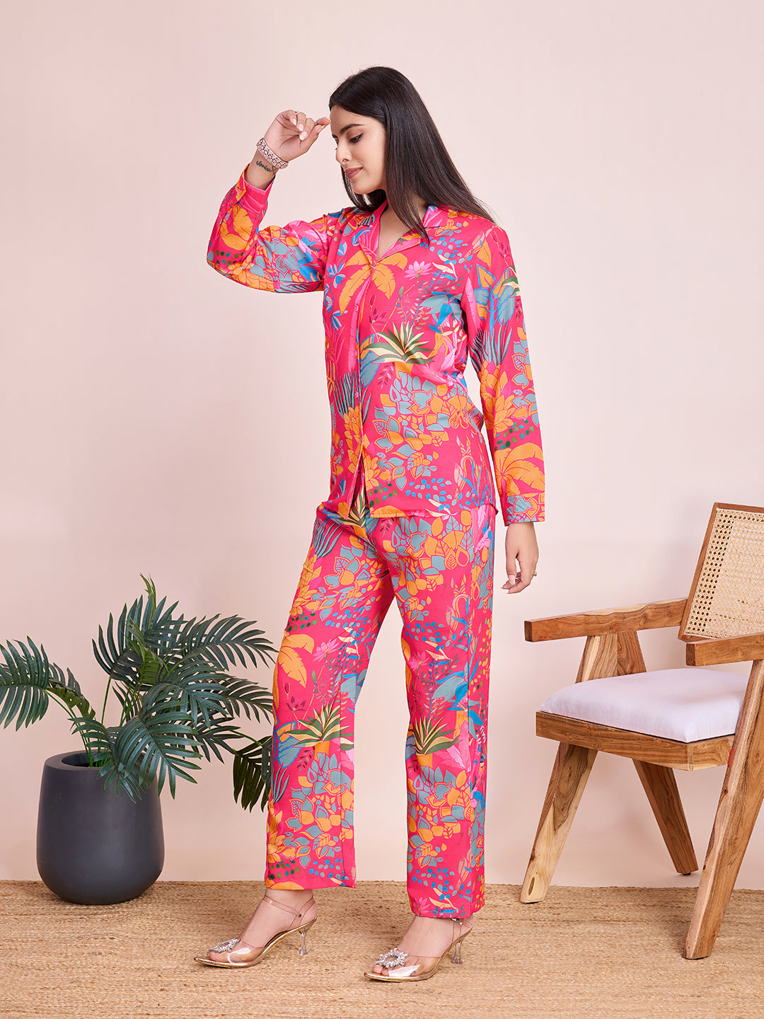 Tropical Paradise Multicolor Printed Rayon Slub Co-ord Set for Women