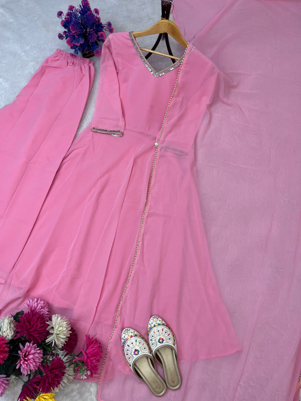 👗NEW PARTY WEAR LOOK GOWN, PLAZZO & DUPATTA SET👗