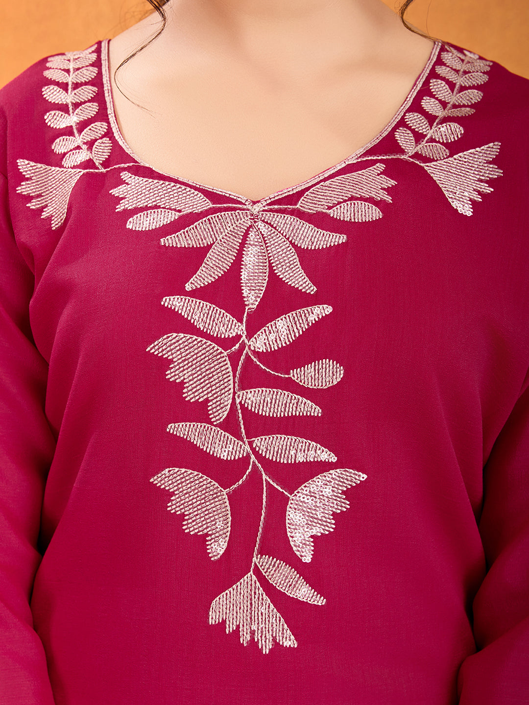 💫 Elegant Navy Blue Vichitra Embroidered Kurti Set