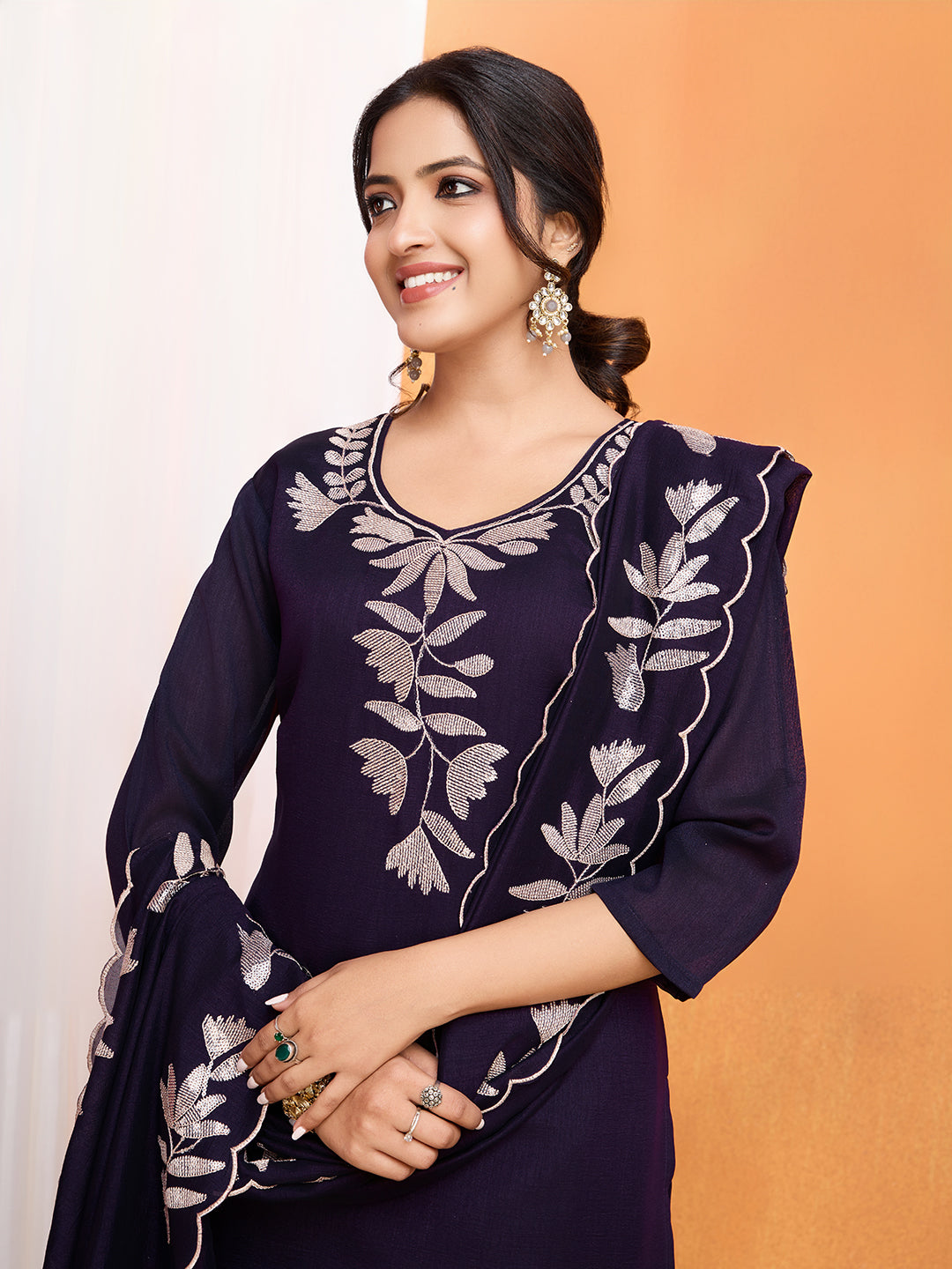 💫 Elegant Navy Blue Vichitra Embroidered Kurti Set