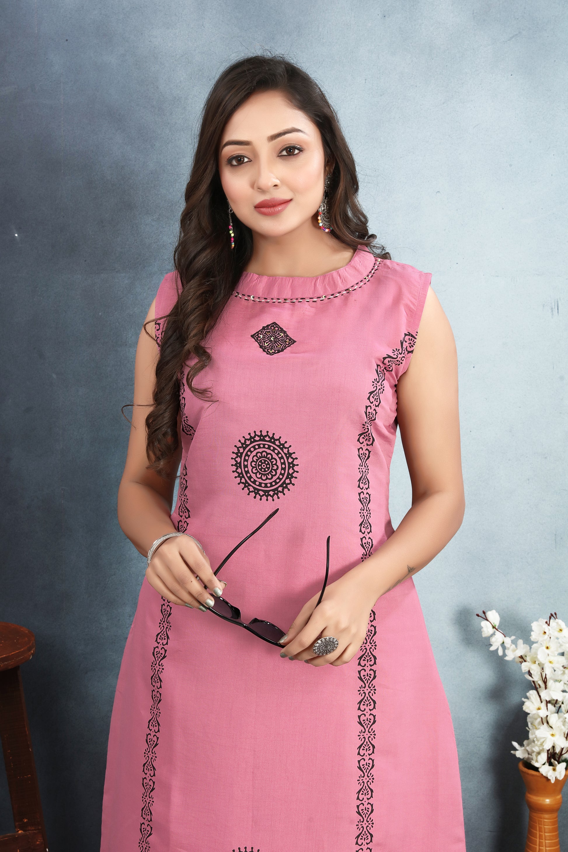 Roman Silk Sleeveless Kurti Set with Block Print & Sequin Detailing