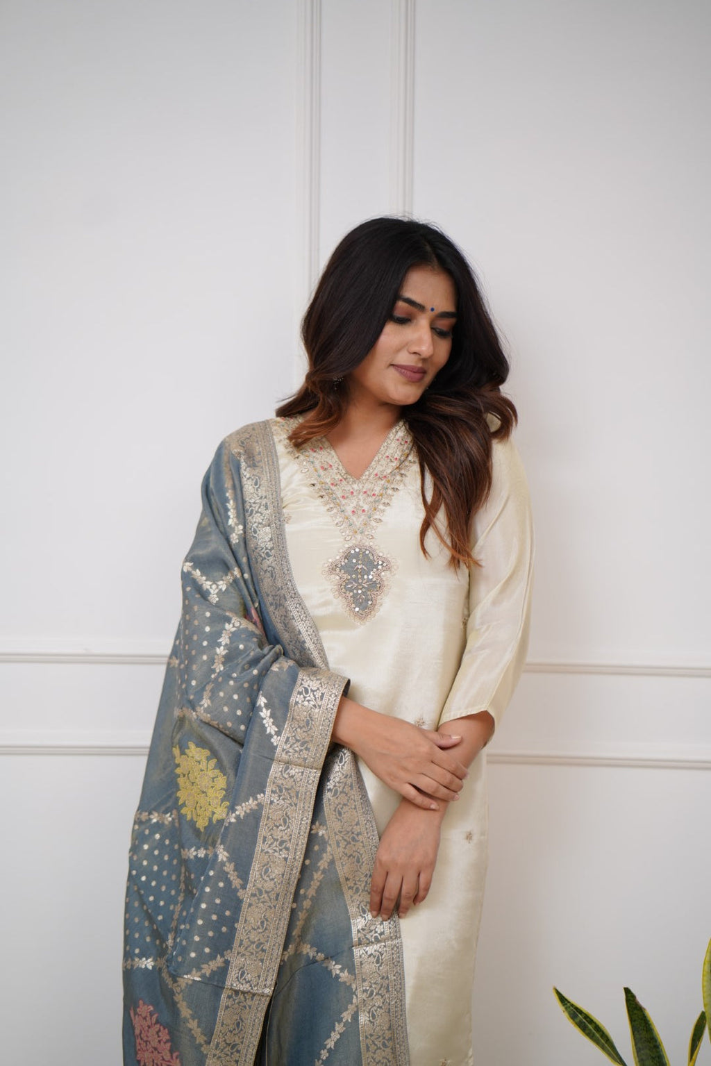 Elegant Ivory Viscose Chanderi Embroidered Suit Set with Designer Jacquard Dupatta