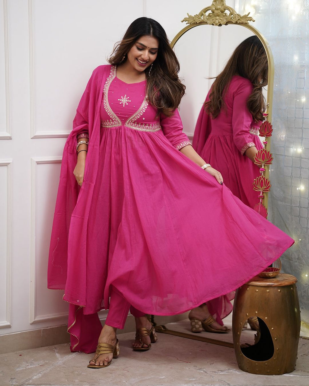 Elegant Muslin Cotton Anarkali Gown Set with Embroidered Dupatta – Festive Ethnic Wear
