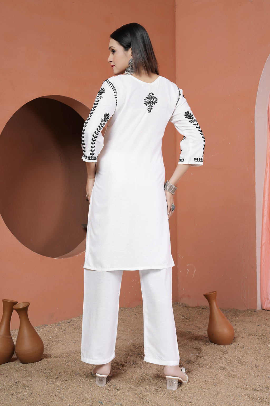 🖤 Rasili Nx® Siya Chikankari Kurti with Pant Set – Elegant Ethnic Wear for Women 🤍