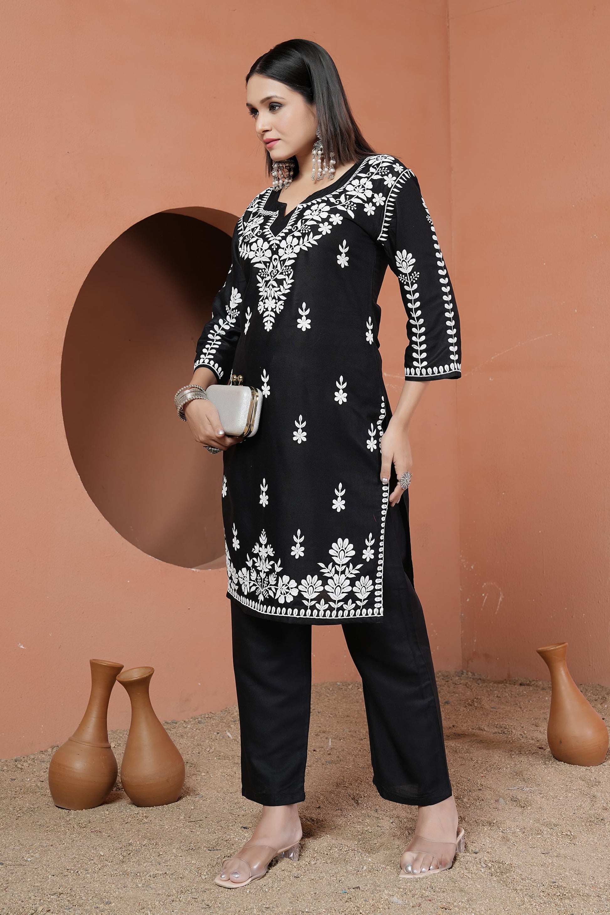 🖤 Rasili Nx® Siya Chikankari Kurti with Pant Set – Elegant Ethnic Wear for Women 🤍