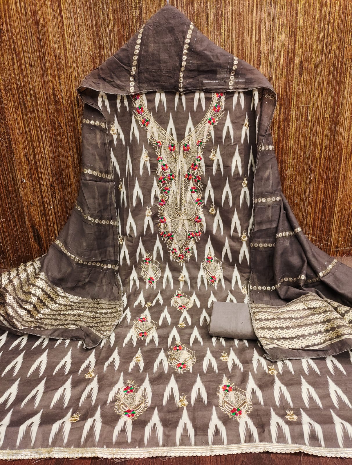 ✨ Exclusive Ethnic Dress Material for Women ✨