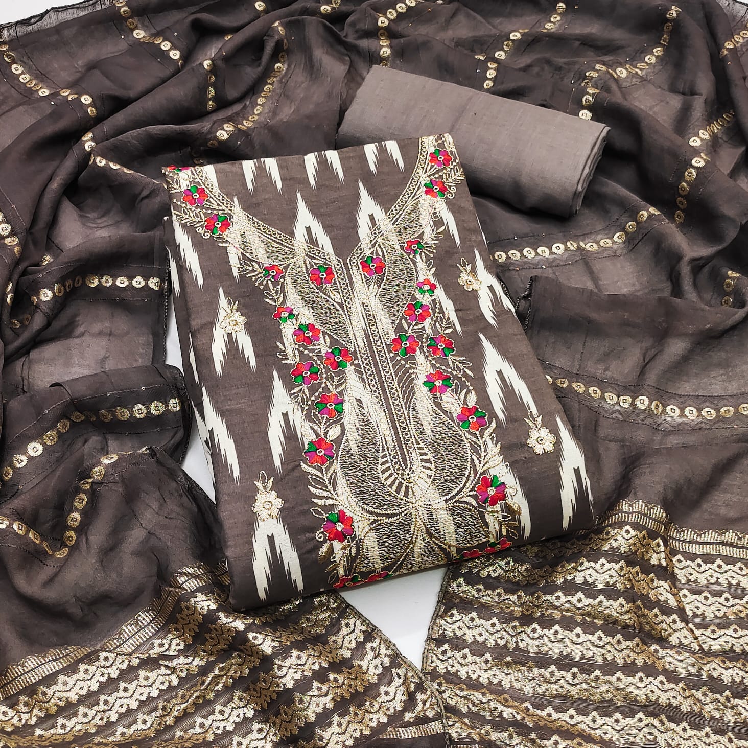 ✨ Exclusive Ethnic Dress Material for Women ✨
