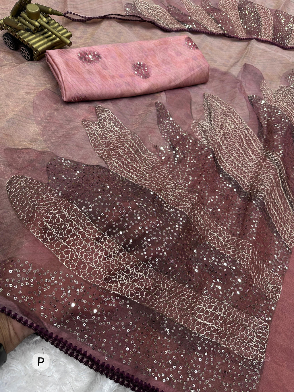 🌸Dusty Rose Embroidered Linen Saree with Sequin & Thread Work – Elegant Party & Festive Wear🌸