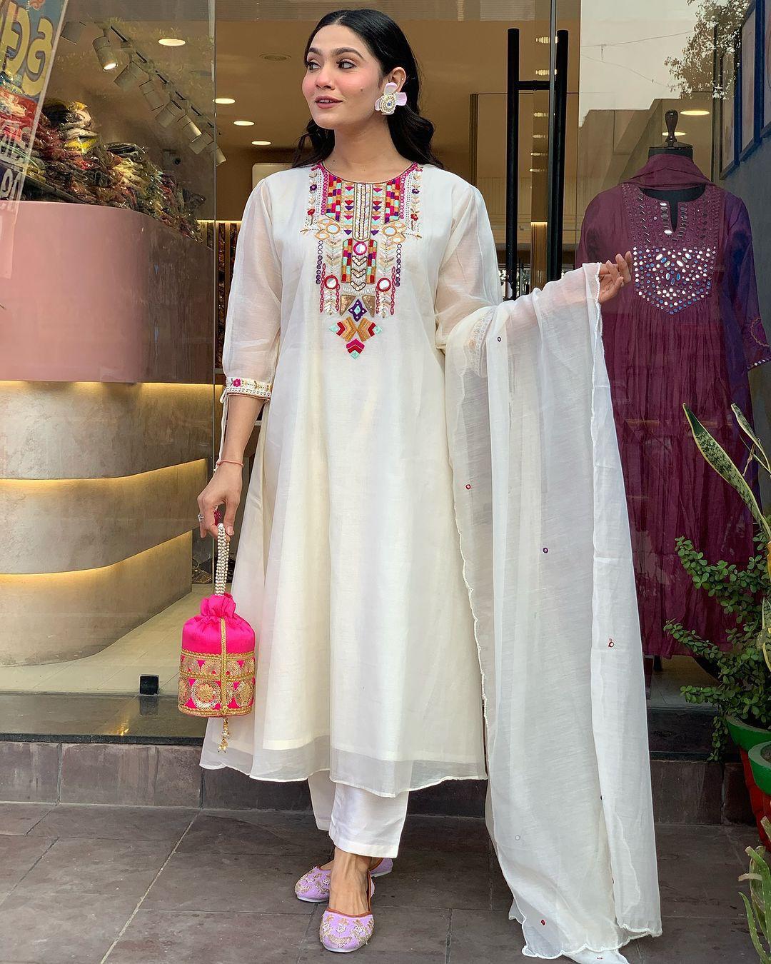 🤍 Elegant White Kaftan Style Kurti Set 🌈 3 suit pack