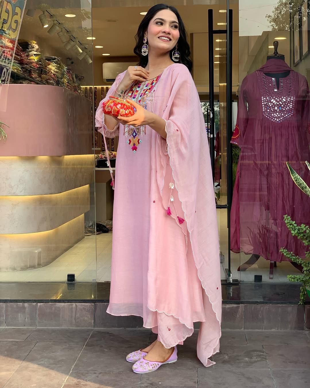 🤍 Elegant Pink Kaftan Style Kurti Set 🌈 3 suit pack