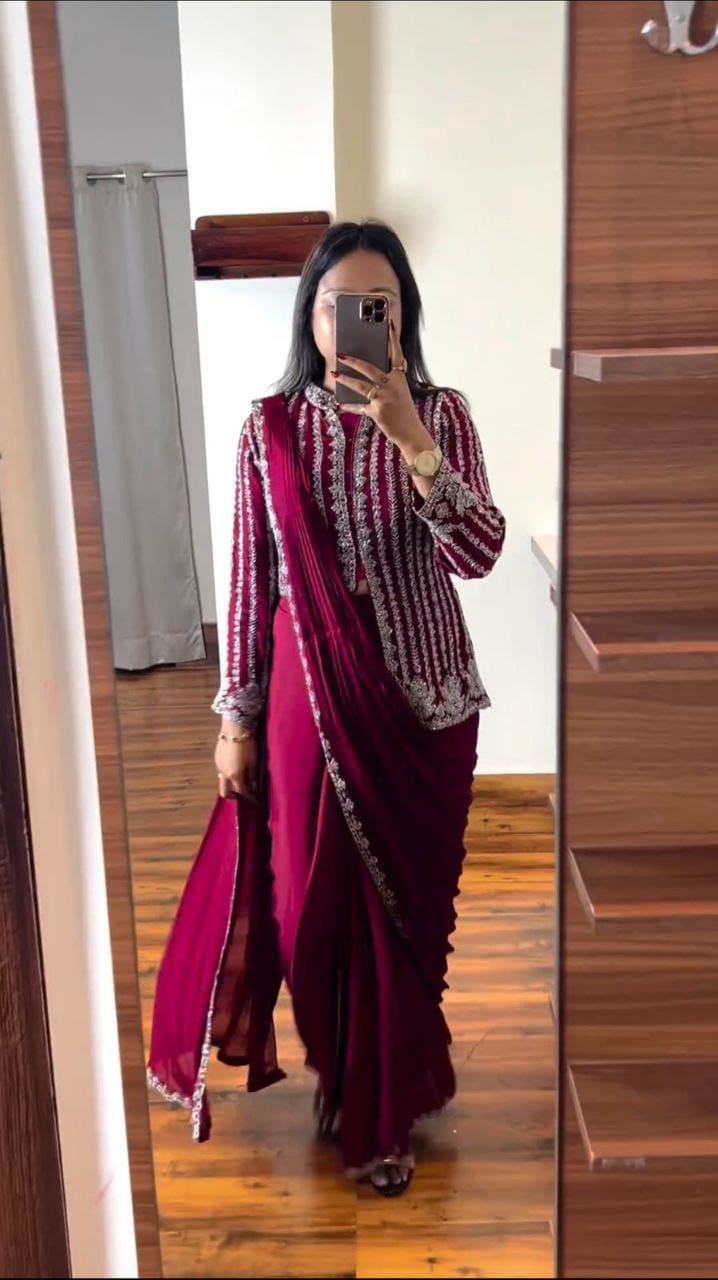 🌼✨Premium Embroidered Saree Set with Designer Jacket Blouse✨🌼