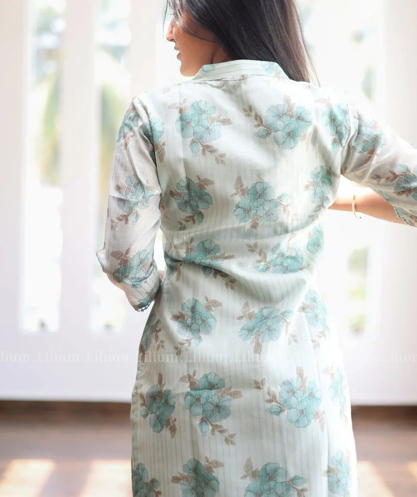 Elegent Pastel Green Floral Printed Straight Kurti – Sheer Full Sleeve Elegant Ethnic Tunic