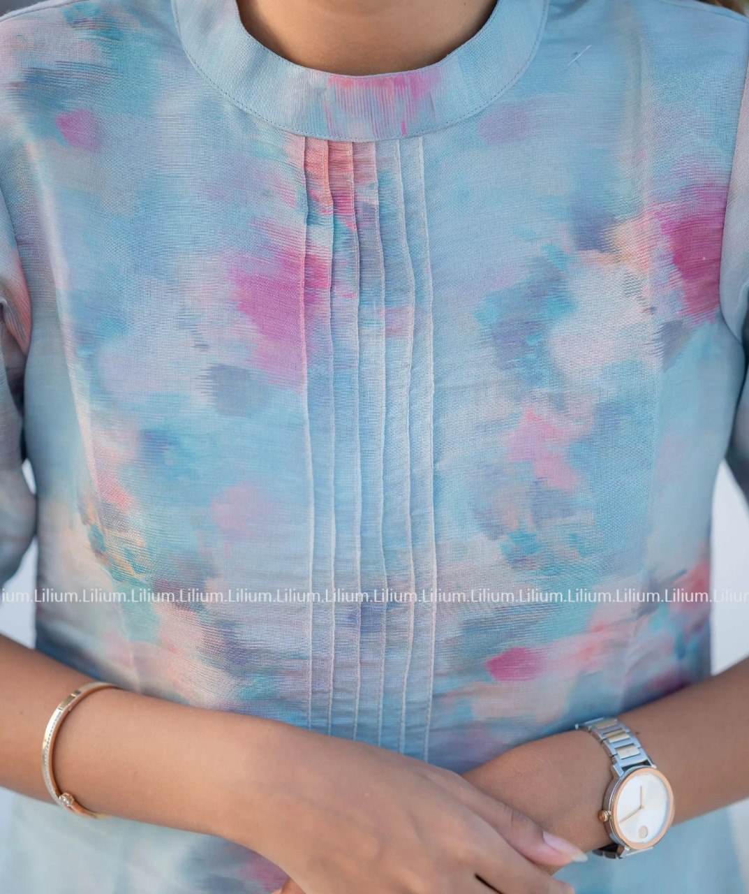 Women’s Sky Blue Watercolor Printed Kurti with Pintuck Detail – Elegant Summer Cotton Kurta