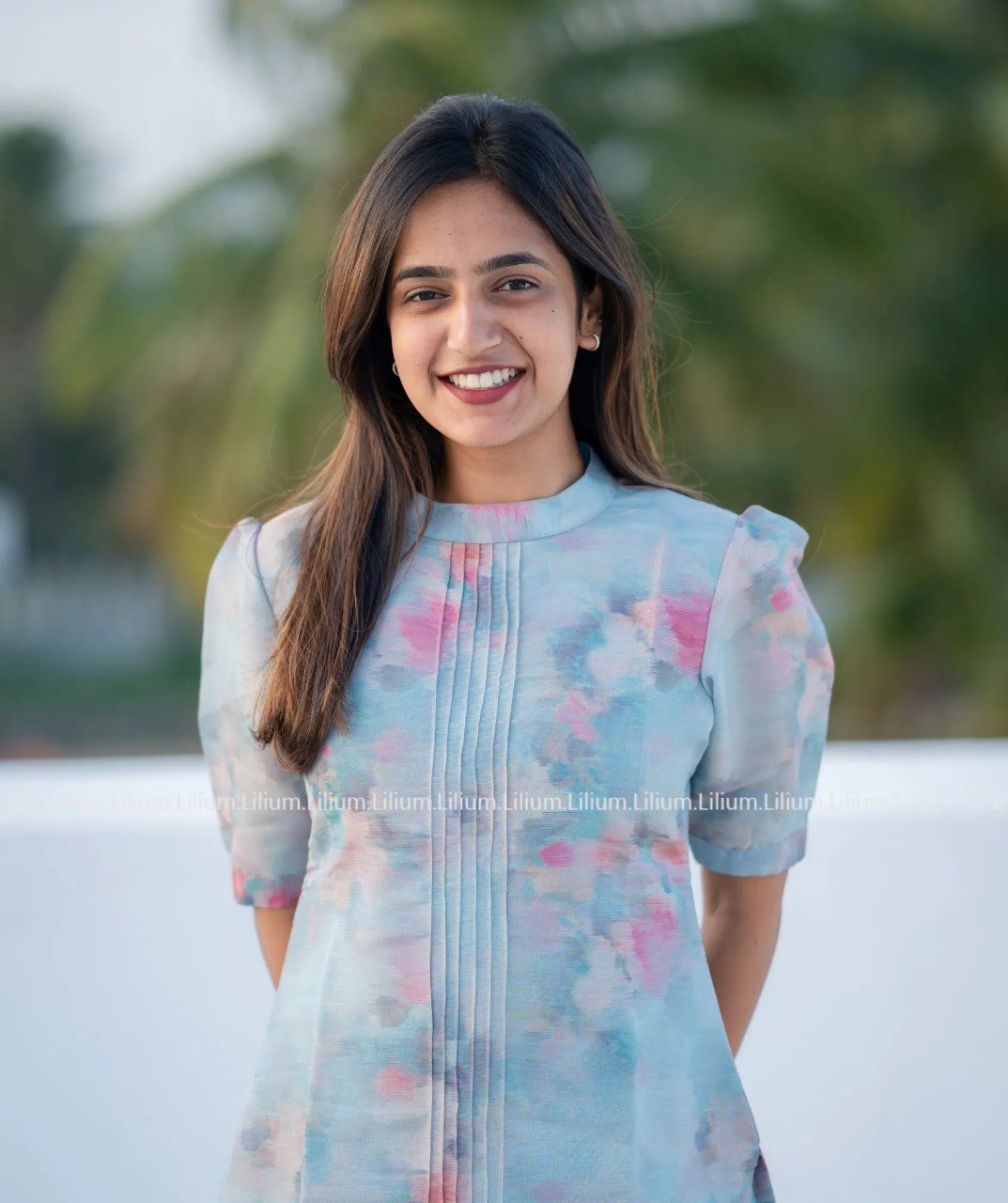 Women’s Sky Blue Watercolor Printed Kurti with Pintuck Detail – Elegant Summer Cotton Kurta