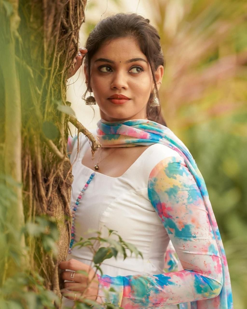 Elegant White Anarkali with Multicolor Printed Dupatta & Sleeves