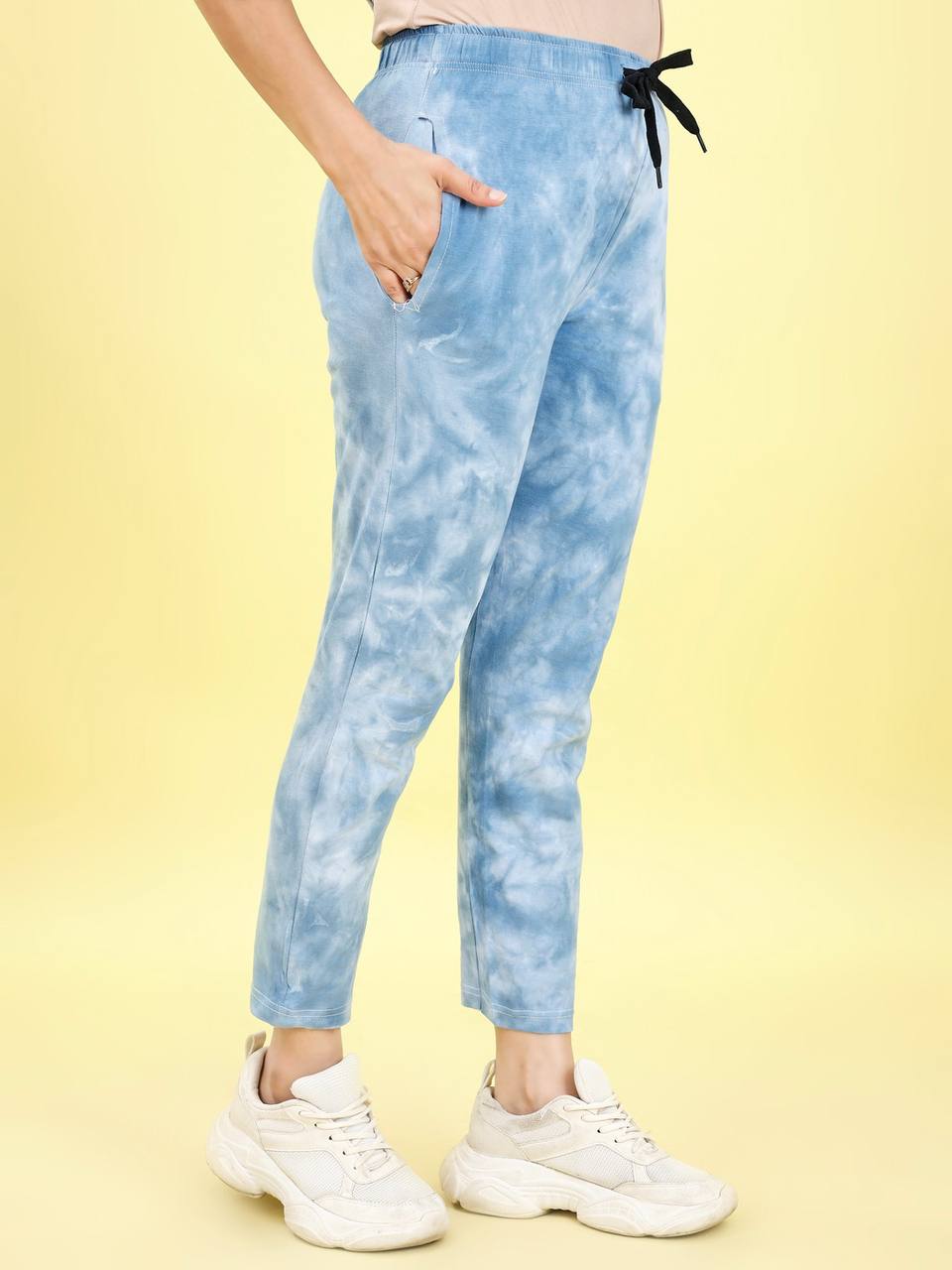 💙 Sky Blue Tie-Dye Cotton Night Suit for Women | “You Are Amazing” Print | Stylish T-Shirt & Pant Set | S to XXL ☁️👖